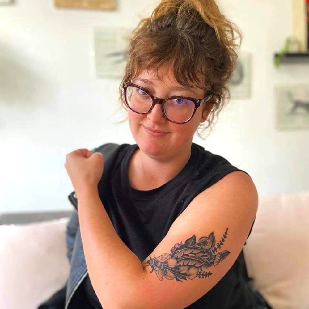 Meet your Posher, Larissa